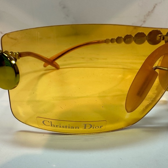 Christian Dior Millenium Amber Gold Bubble Wrap Sunglasses and Cosmetic Pouch - Picture 2 of 13